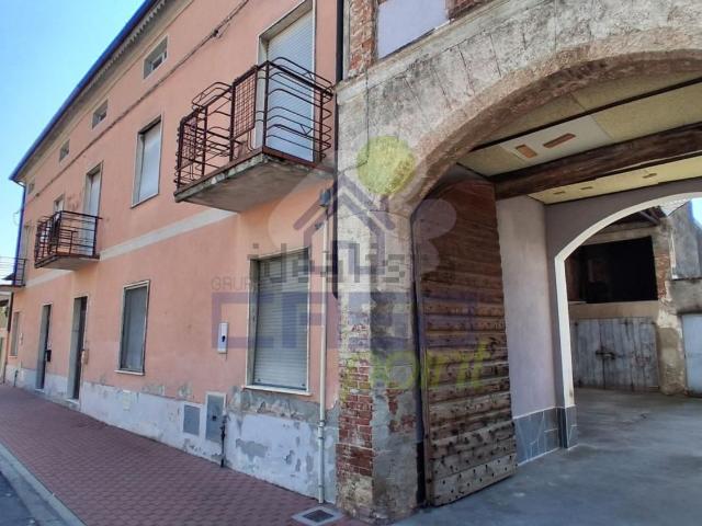 Casa in vendita a Pieve San Giacomo, Lombardia