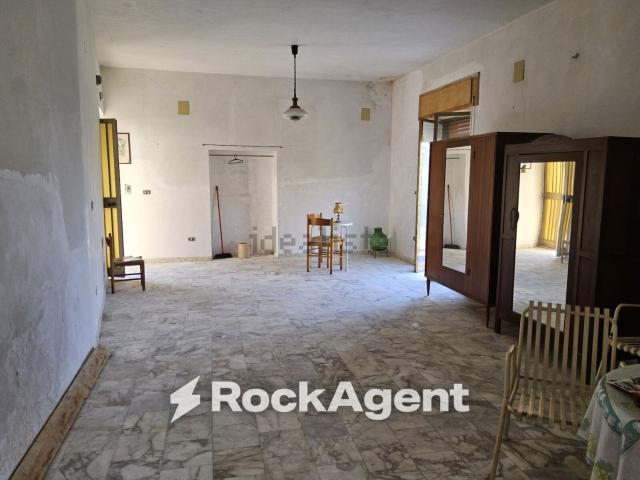 Casa in vendita a Calabria, Reggio Calabria