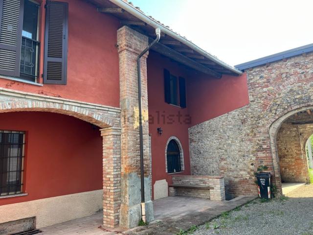 Casa in vendita a Borgonovo Val Tidone, Reggio Emilia
