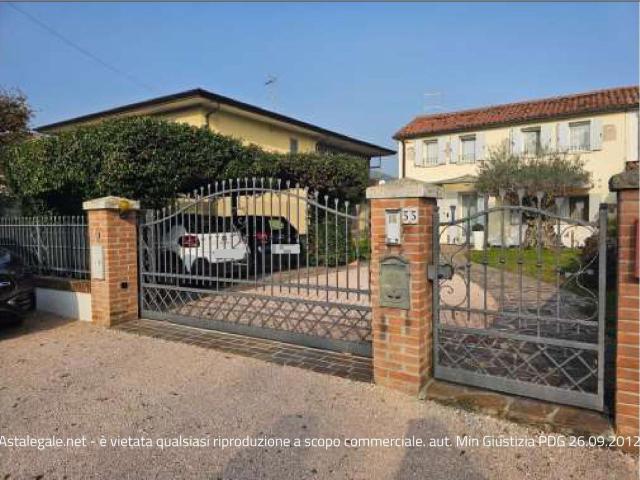 Casa in vendita a Torreglia, Veneto