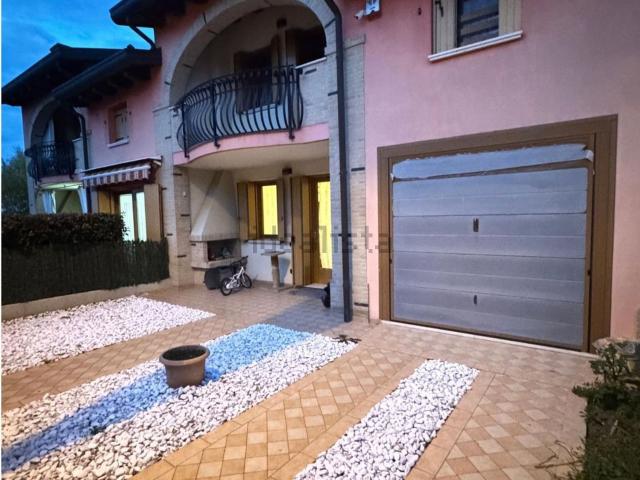 Casa in vendita a Codevigo, Veneto