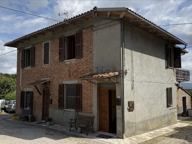 Casa in vendita a Petrignano, Gioiella