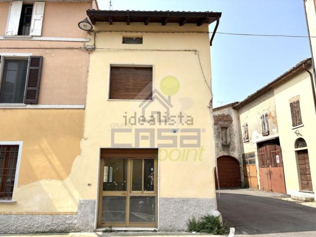 Casa in vendita a Ostiano, Lombardia
