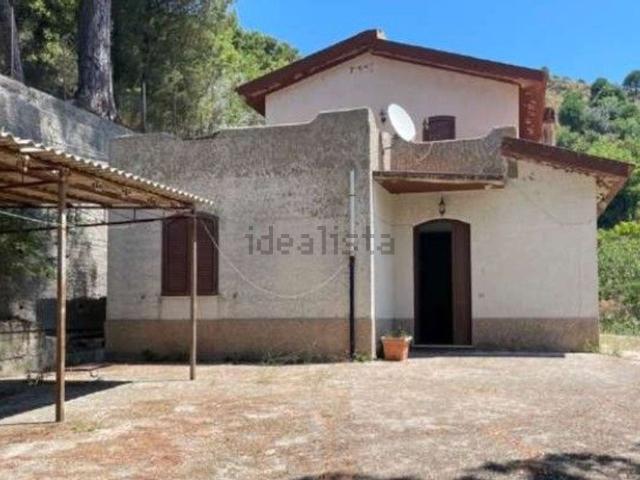 Casa in vendita a Novara Di Sicilia, Sicilia