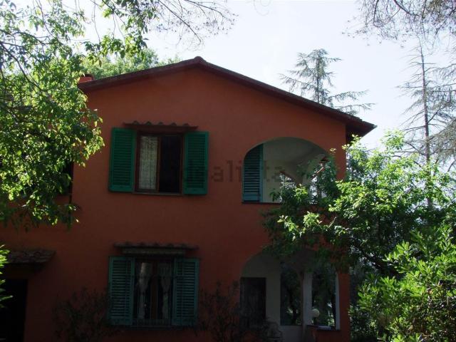 Casa in vendita a Unione di Comuni Valdarno e Valdisieve, Londa