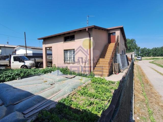 Casa in vendita a Borgo San Giacomo, Lombardia