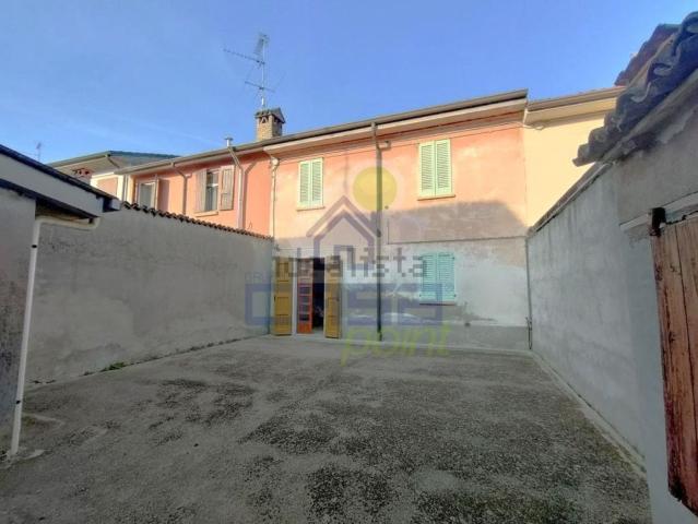 Casa in vendita a Casalromano, Lombardia
