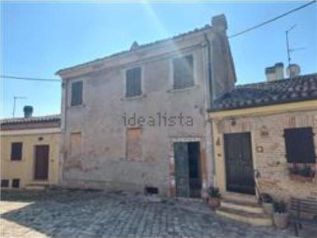 Casa in vendita a Vallefoglia, Marche