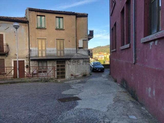 Casa in vendita a Calabria, Cosenza