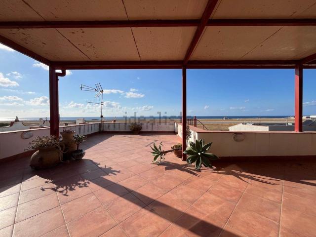 Casa in vendita a Cinisi, Sicilia