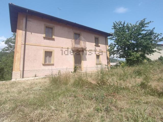 Casa in vendita a Tornimparte, Abruzzo