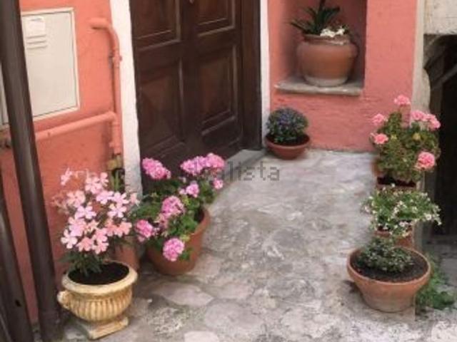 Casa in vendita a Pietravairano, Campania