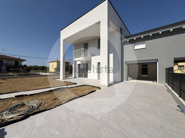 Casa in vendita a Verzotto, Santa Giustina in Colle