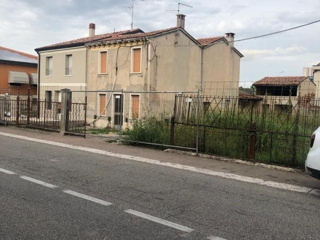Casa in vendita a Belfiore, Veneto