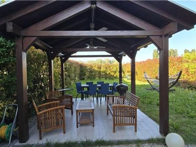 Casa in vendita a Albareto, Modena