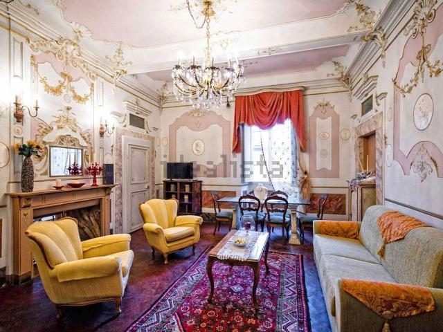 Casa in vendita a Cortona, Toscana