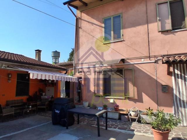 Casa in vendita a Grontardo, Lombardia