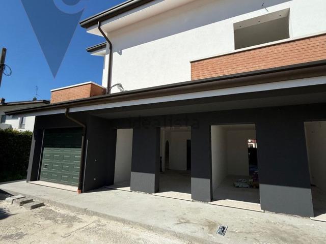Casa in vendita a Legnaro, Veneto