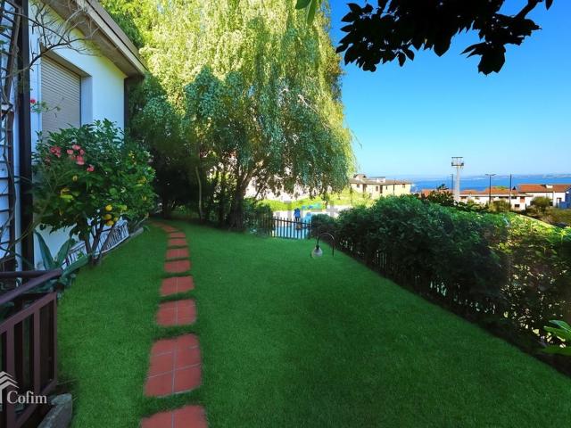 Casa in vendita a Desenzano Del Garda, Lombardia