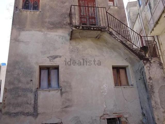 Casa in vendita a Regalbuto, Sicilia