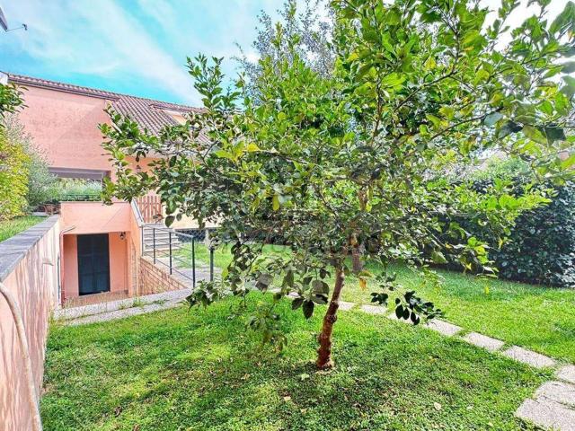 Casa in vendita a Salto Di Fondi, Lazio