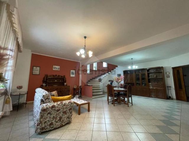 Casa in vendita a Acri, Cosenza