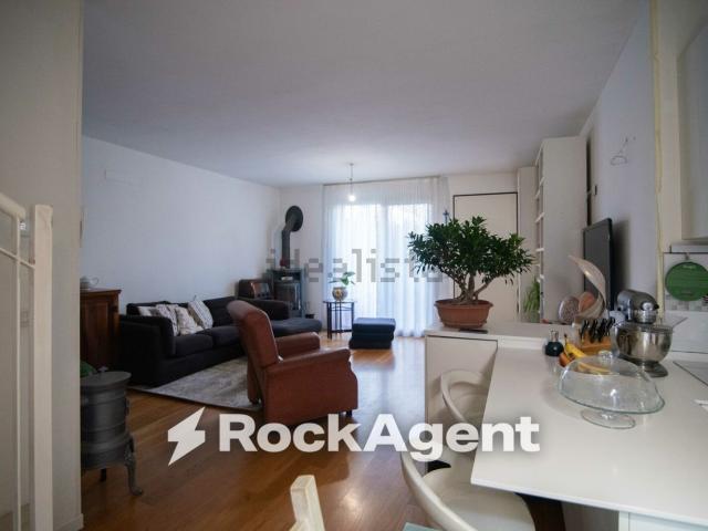 Casa in vendita a Rimini, Reggio Emilia