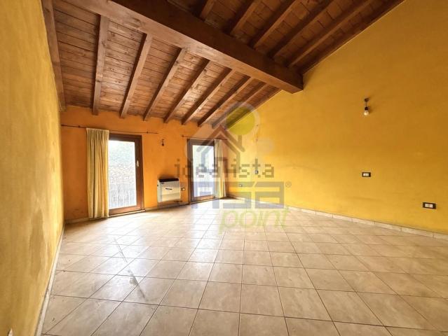 Casa in vendita a Castelponzone, Scandolara Ravara