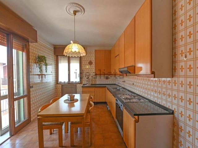 Casa in vendita a Modena, Sacca