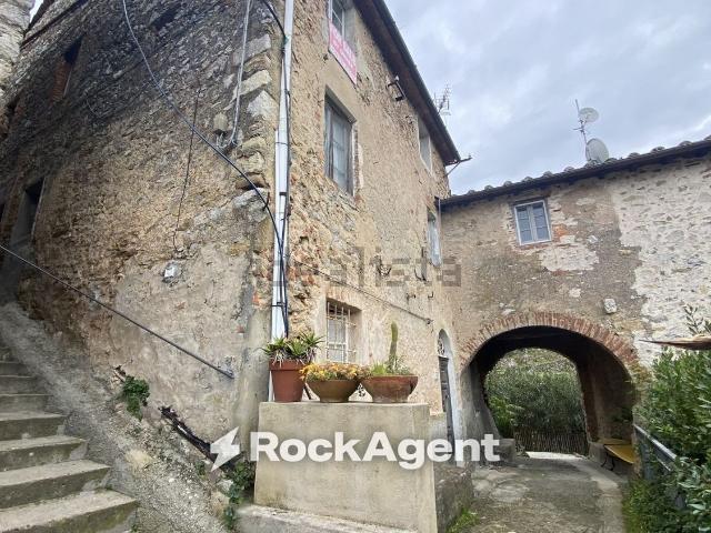Casa in vendita a Camaiore, Toscana