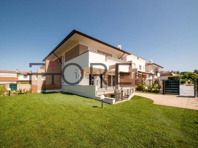 Casa in vendita a Selva Secca, Roma Capitale