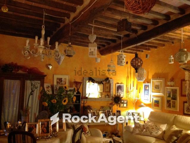 Casa in vendita a Azzano, Seravezza