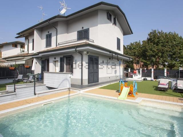 Casa in vendita a Seggiano, Pioltello
