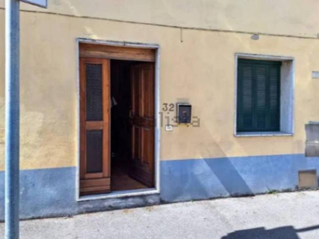 Casa in vendita a Agliana, Toscana