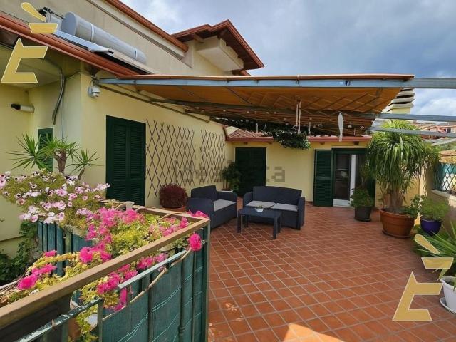 Casa in vendita a Giugliano In Campania, Campania