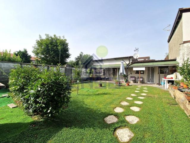 Casa in vendita a Persichello, Persico Dosimo
