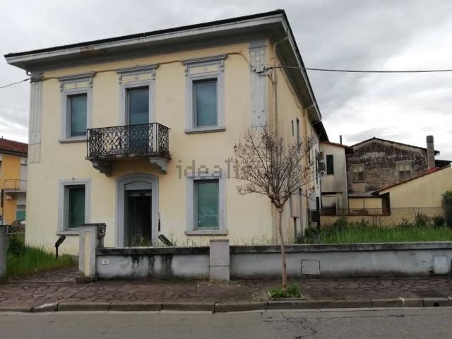 Casa in vendita a Castelfranco Di Sotto, Toscana