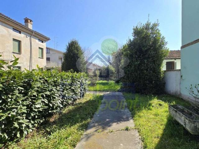 Casa in vendita a Pieve di Guastalla, Guastalla