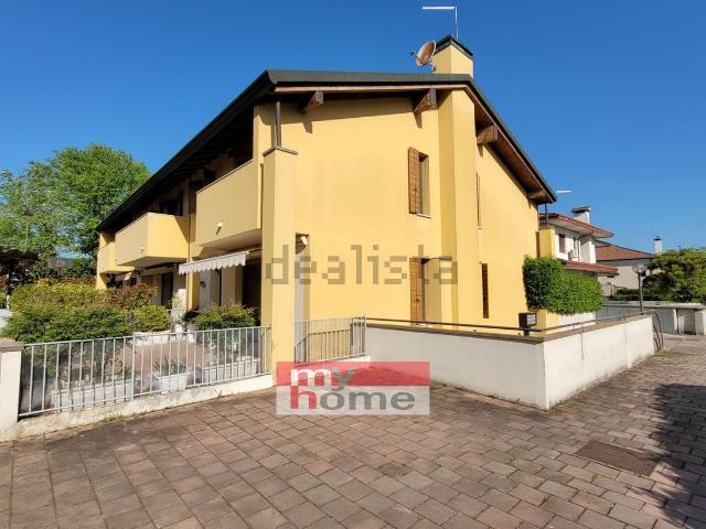 Casa in vendita a Castelfranco Veneto, Veneto