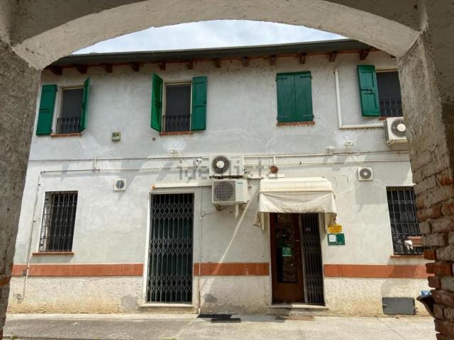 Casa in vendita a Pieve San Giacomo, Lombardia