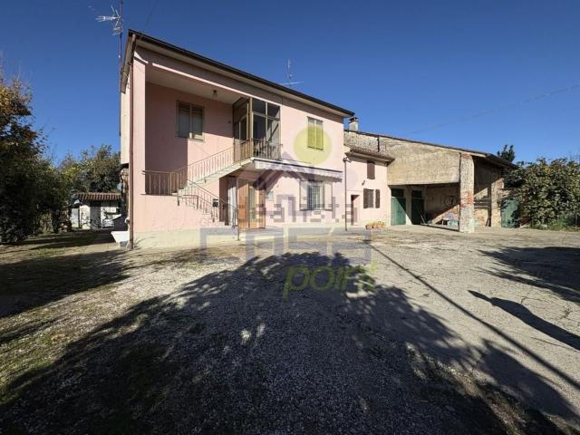 Casa in vendita a Sommo con Porto, San Daniele Po