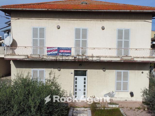 Casa in vendita a Giulianova, Abruzzo
