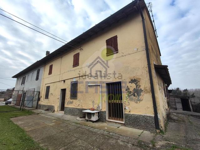 Casa in vendita a Pessina Cremonese, Lombardia