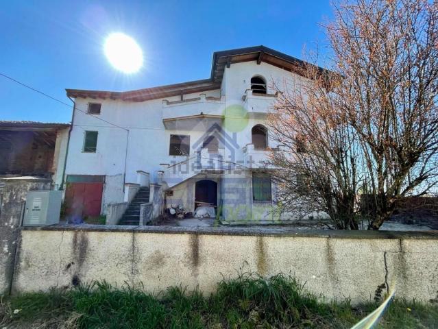 Casa in vendita a Crosignano, Ziano Piacentino