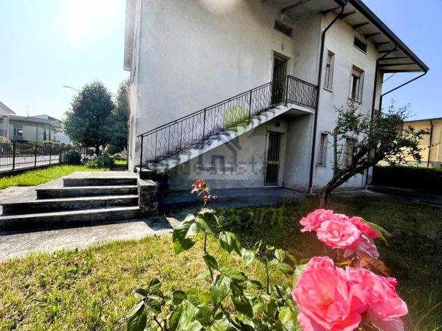 Casa in vendita a Piubega, Lombardia