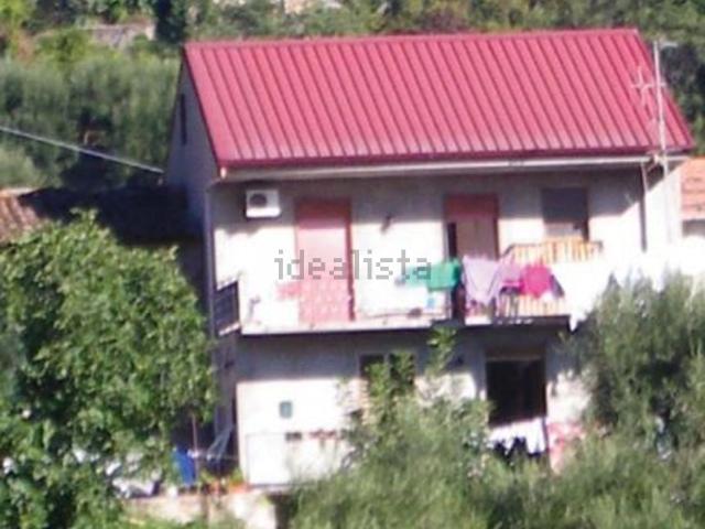 Casa in vendita a Sant'angelo Di Brolo, Sicilia