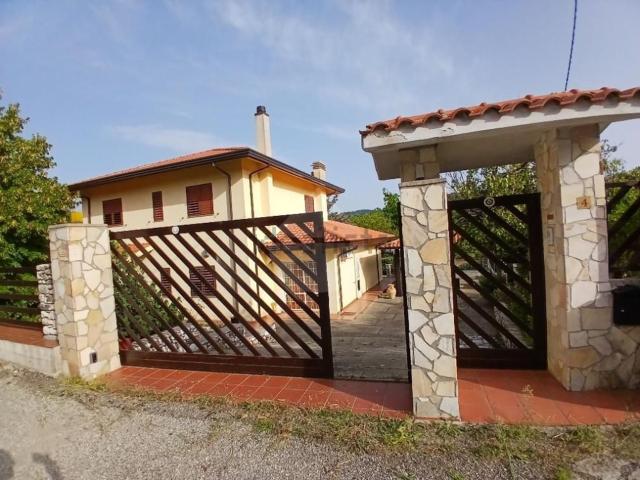 Casa in vendita a Calabria, Cosenza