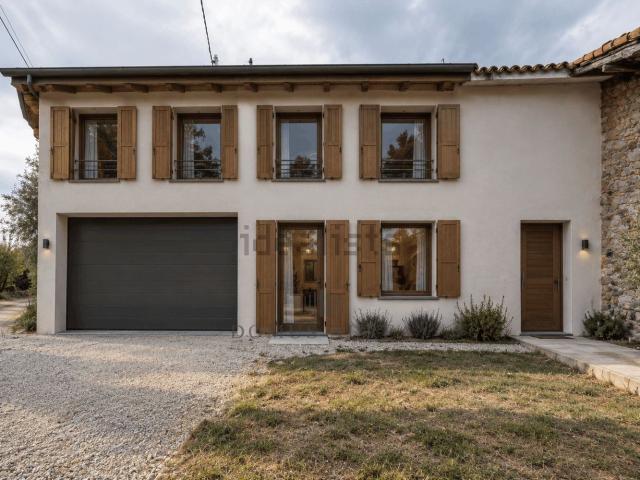 Casa in vendita a Castello, San Giovanni Ilarione