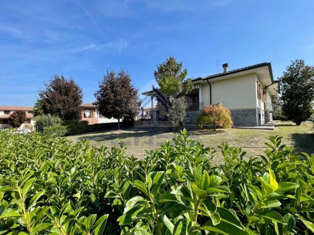 Casa in vendita a Castel San Giovanni, Piacenza
