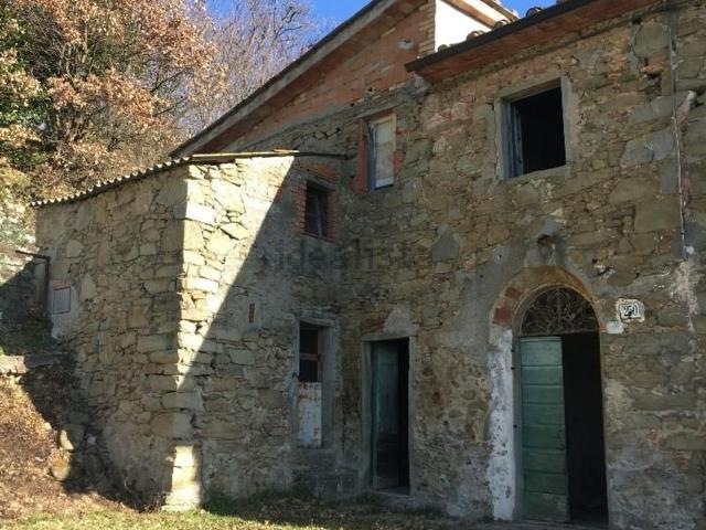 Casa in vendita a Montale Alto, Montale